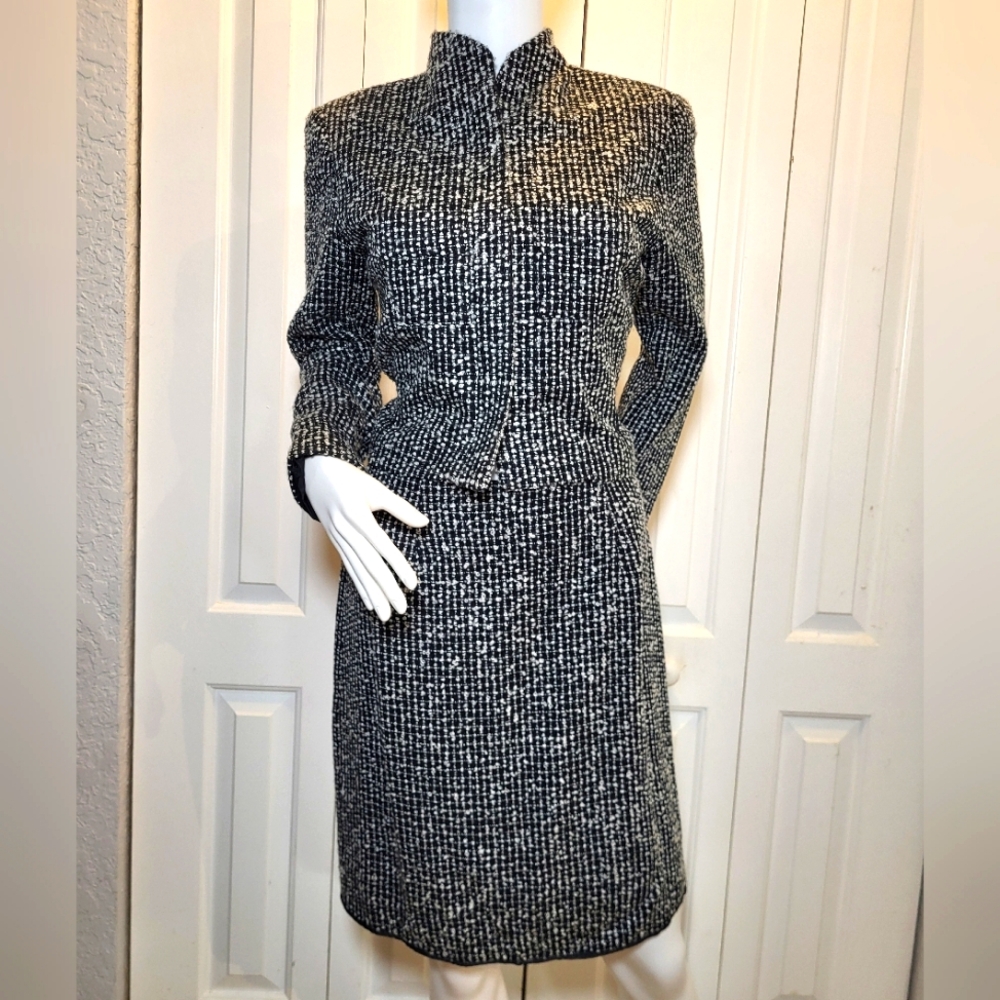 J.R.T Vintage Chic Black and White Tweed Blazer And Skirt